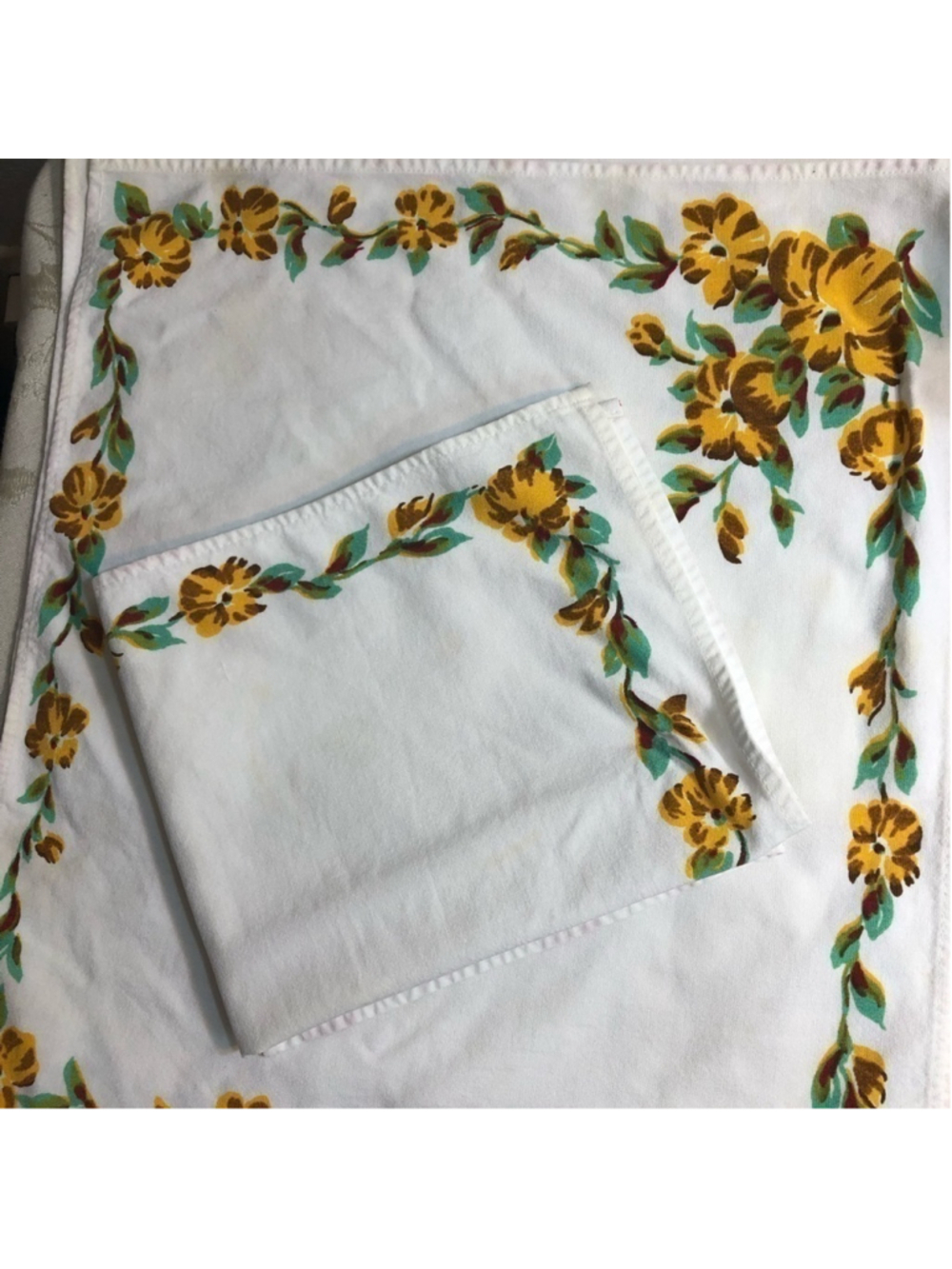 Floral White Napkins Set of 4